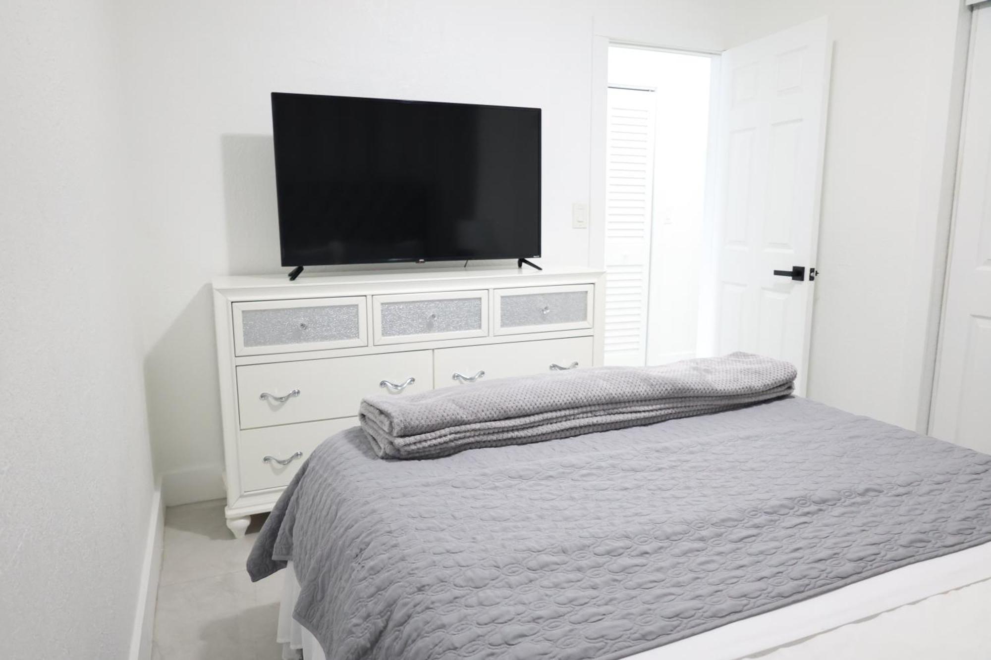 Great Luxe House Near Downtown & Marina In *